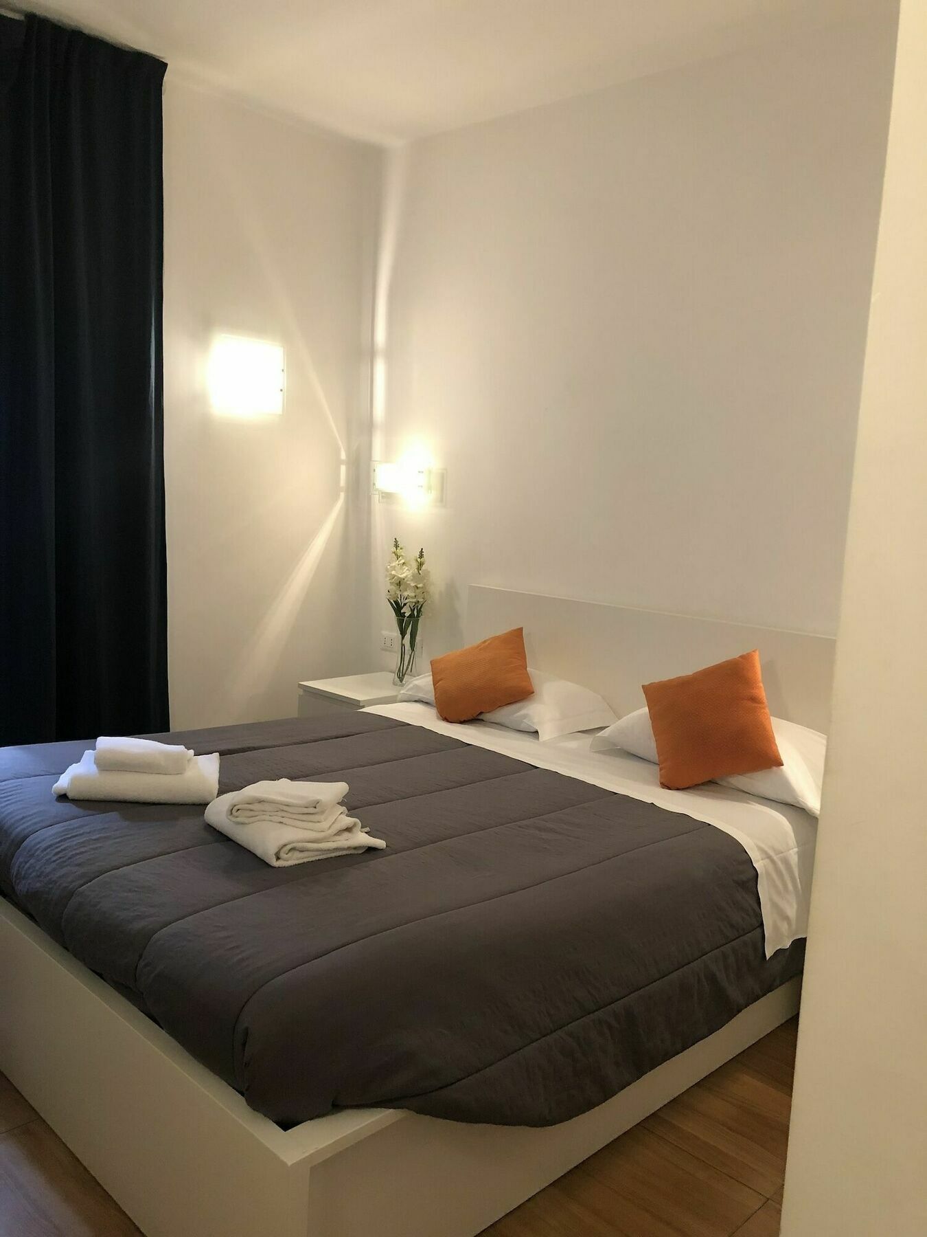 Residenza Giulia Al Colosseo Rome Bagian luar foto